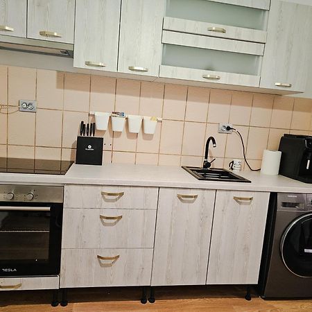 Mony Apartaments 罗曼 外观 照片